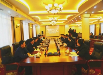 梅河口市委书记王爱明深入吉药控股集团现场办公